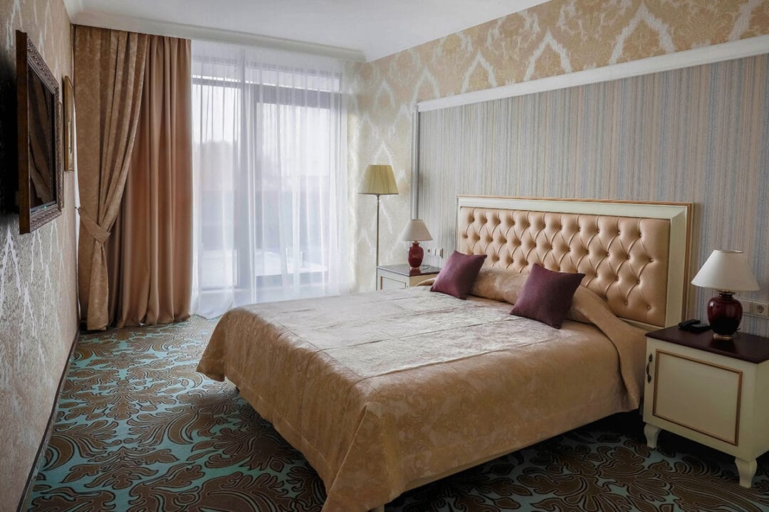 Готель Місто