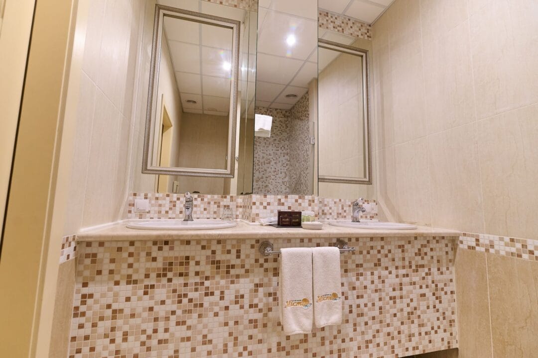 Номер Lux готелю Misto у Харкові