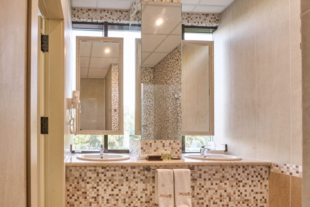 Номер Lux готелю Misto у Харкові