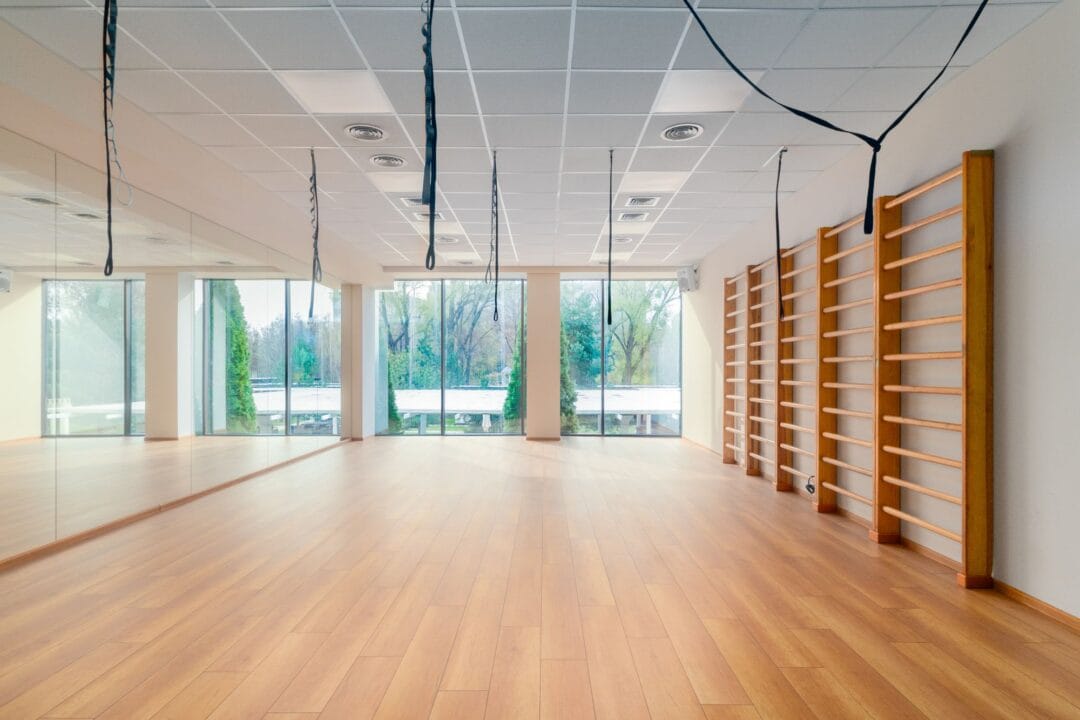 Сучасний фітнес-центр Misto у Харкові